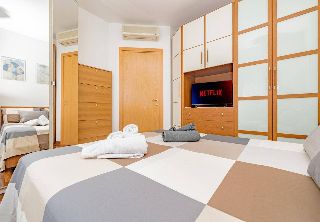 Apartamento Arcimboldi's Terrace & Private Parking Milán